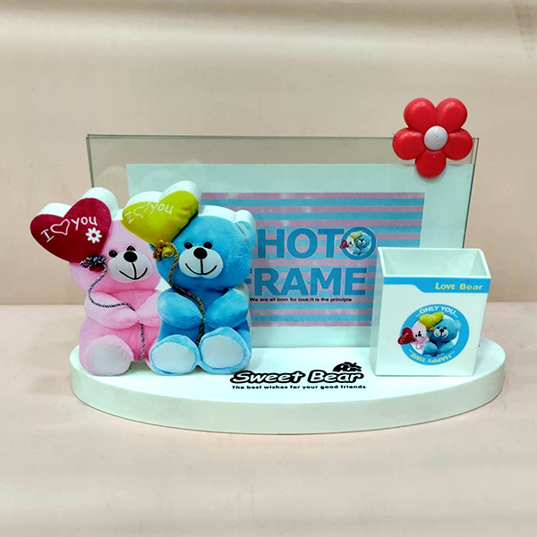 Exclusive Decorative Showpiece